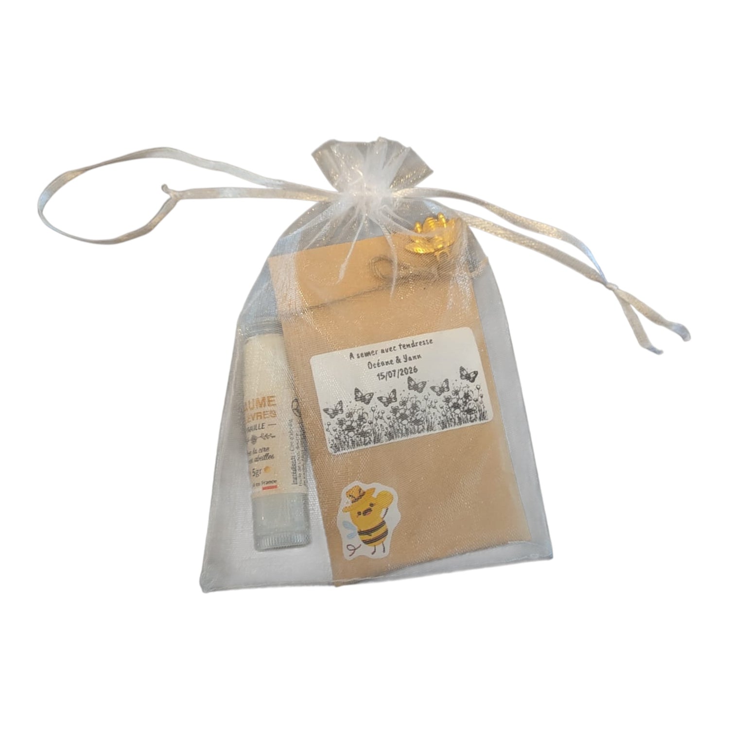 Cadeau invités mariage personnalisé modèle champêtre avec sachet de graines et baume à lèvres