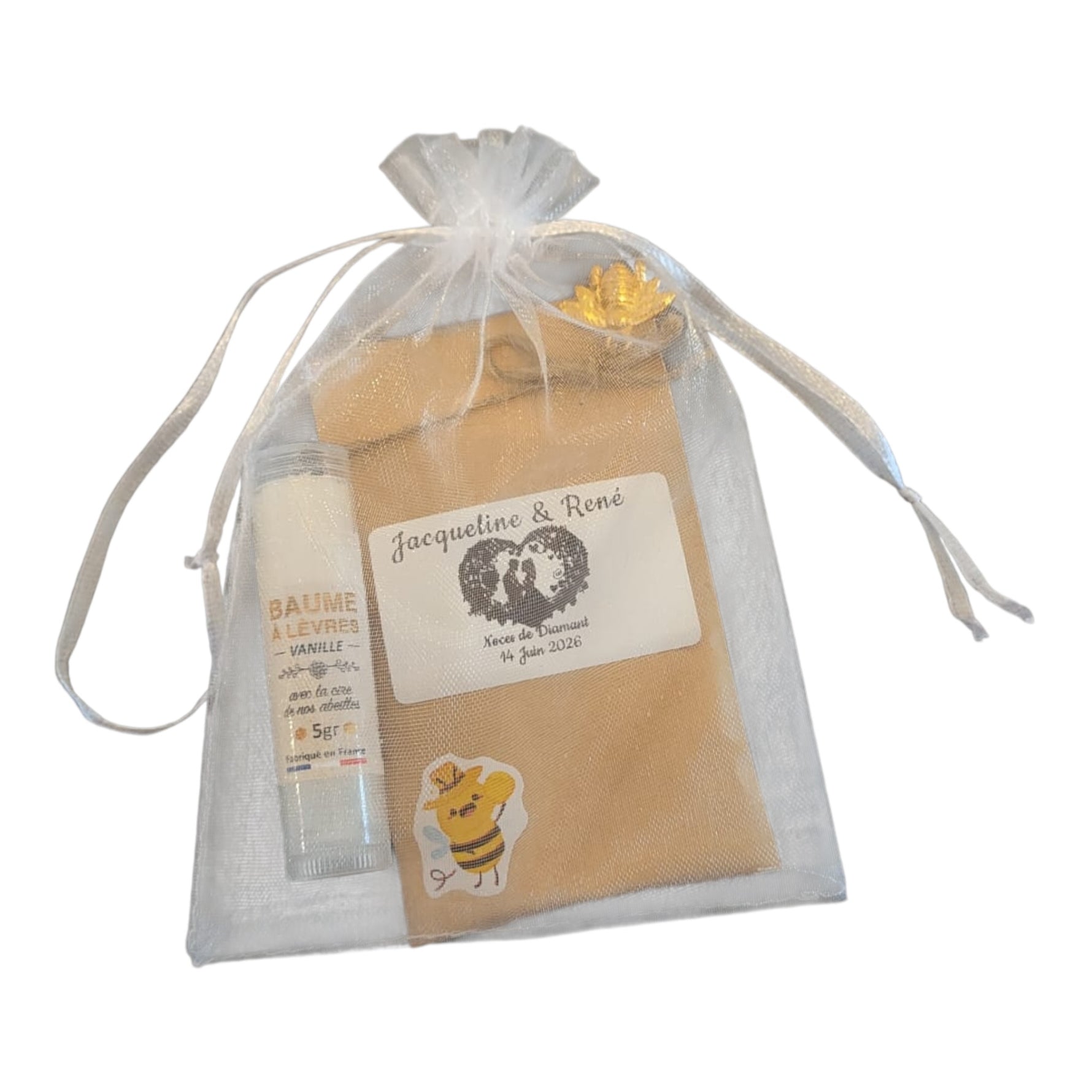 Cadeau invités mariage personnalisé modèle cœur avec prénoms des mariés