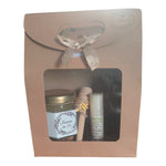 Cadeau fin d’année nounou avec coffret miel artisanal et baume à lèvres à la cire d’abeille