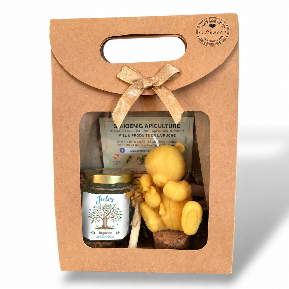 Coffret baptême Jules personnalisé avec pot de miel, étiquette arbre, bougie artisanale en cire d’abeille et cuillère en bois