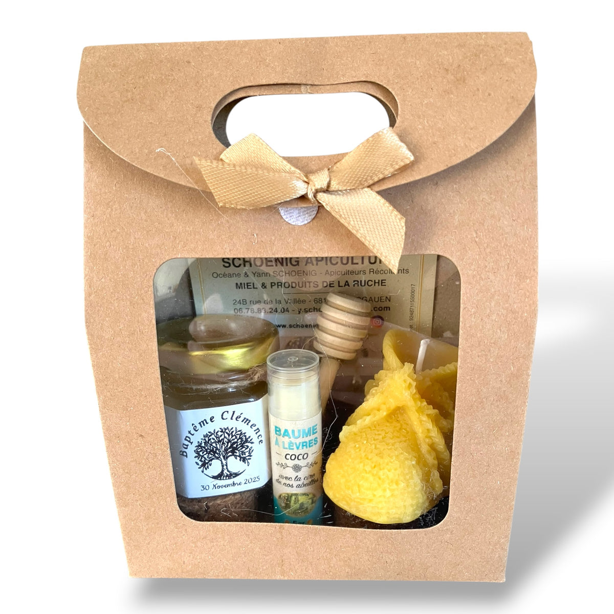 Coffret baptême personnalisé avec miel artisanal, bougie bébé en cire d’abeille et baume à lèvres naturel