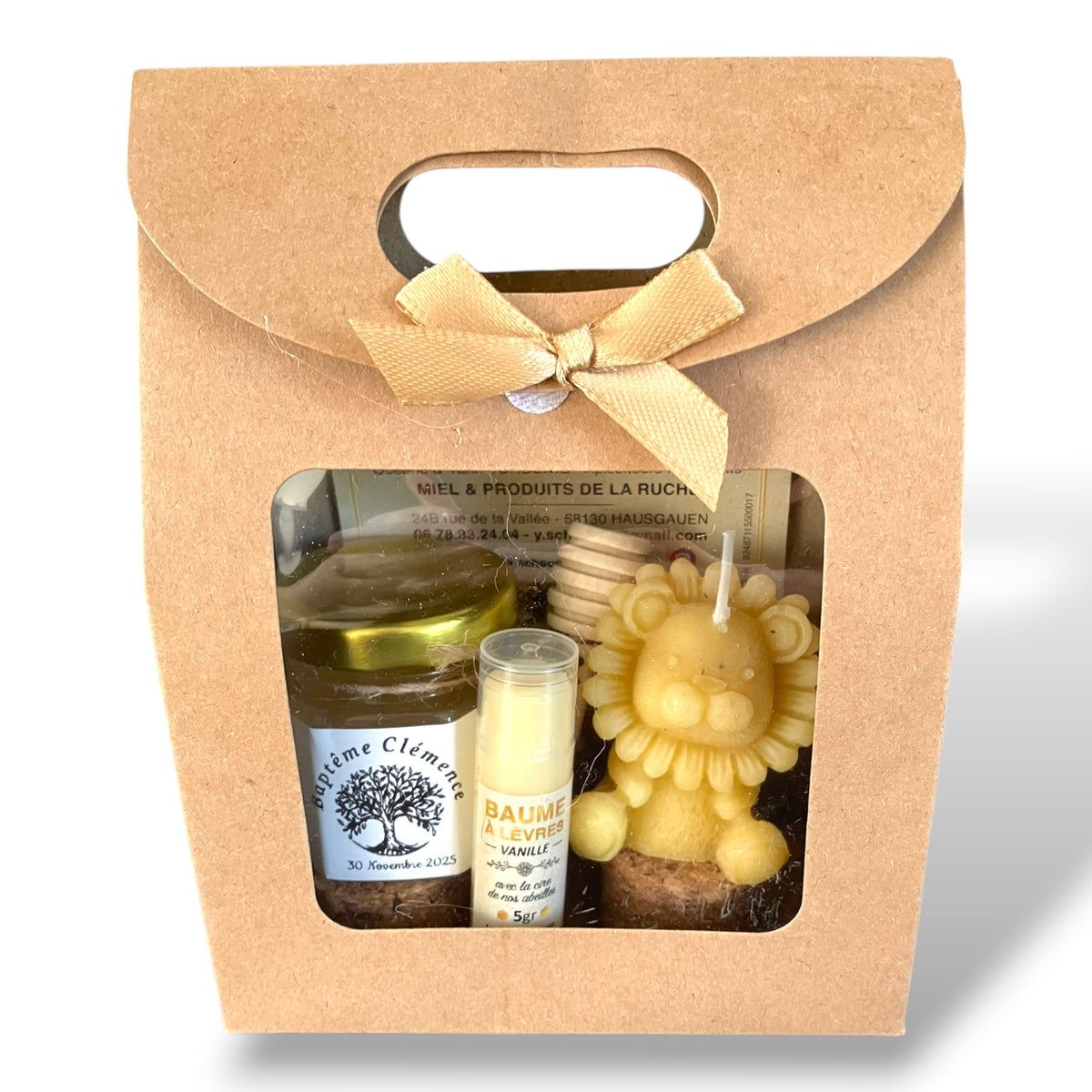 Coffret baptême personnalisé avec miel artisanal, bougie lion en cire d’abeille et baume à lèvres vanille