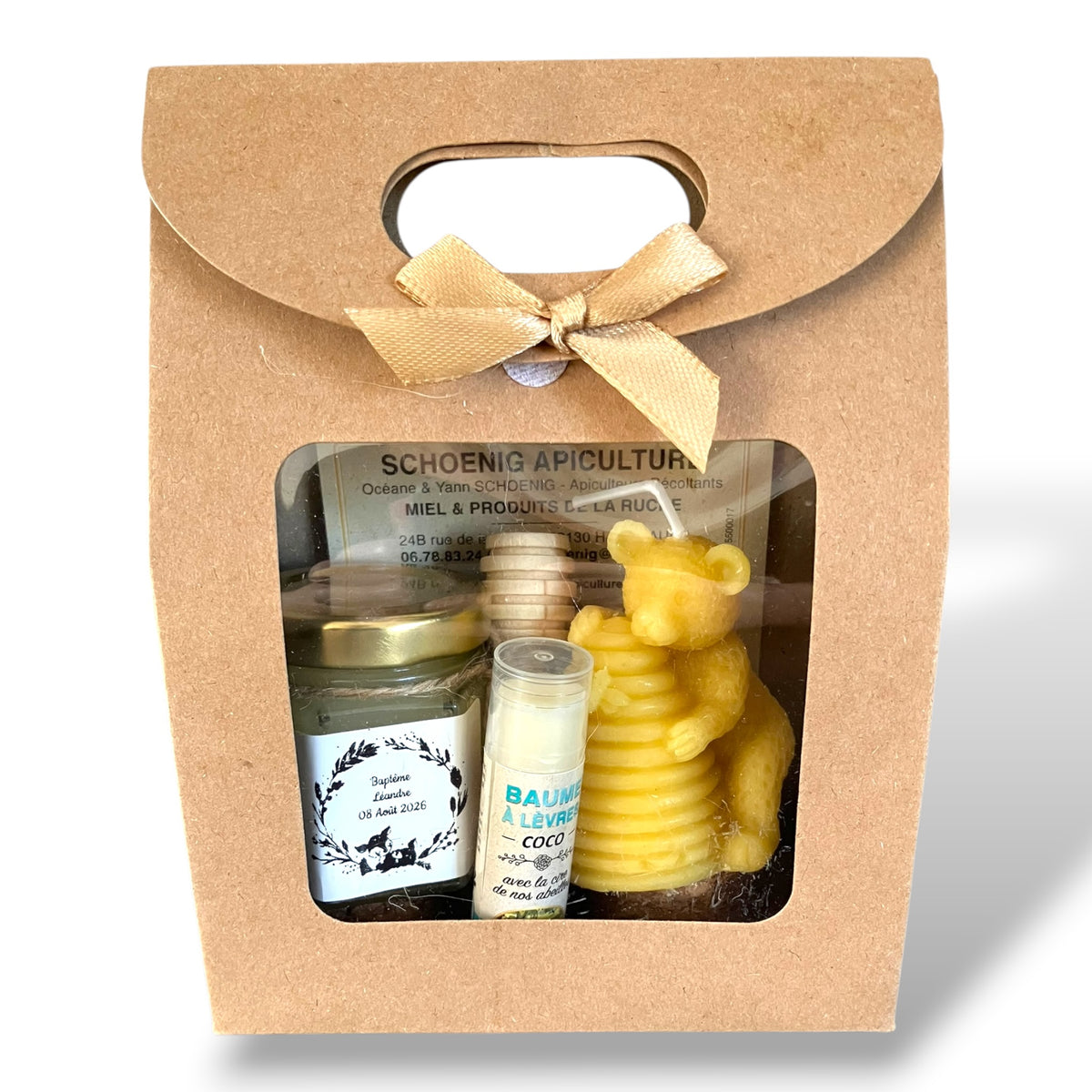 Coffret baptême personnalisé avec miel artisanal, bougie ourson ruche en cire d’abeille et baume à lèvres coco