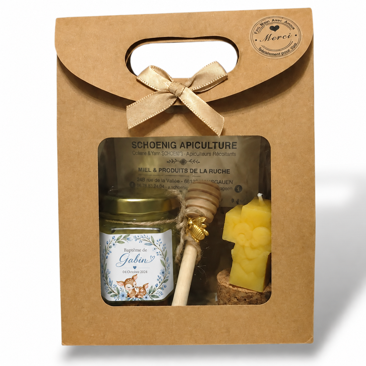 Coffret baptême personnalisé avec pot de miel Gabin, bougie en cire d’abeille et cuillère en bois artisanale