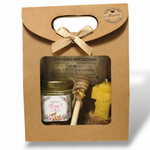 Coffret cadeau baptême personnalisé avec pot de miel Romy, bougie en cire d’abeille et cuillère bois – Schoenig Apiculture