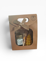 Coffret cadeau entreprise Plaisir d’offrir avec miel personnalisé et bougie sapin de Noël en cire d’abeille