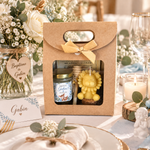 Coffret cadeau invité baptême personnalisé avec pot de miel, bougie en cire d’abeille lion et cuillère bois - prénom Gabin