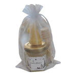 Coffret cadeau personnalisé avec mini pot de miel artisanal, bougie sapin en cire d'abeille, cuillère à miel en bois et étiquette texte libre personnalisable, cadeau de remerciement et fin d'année.