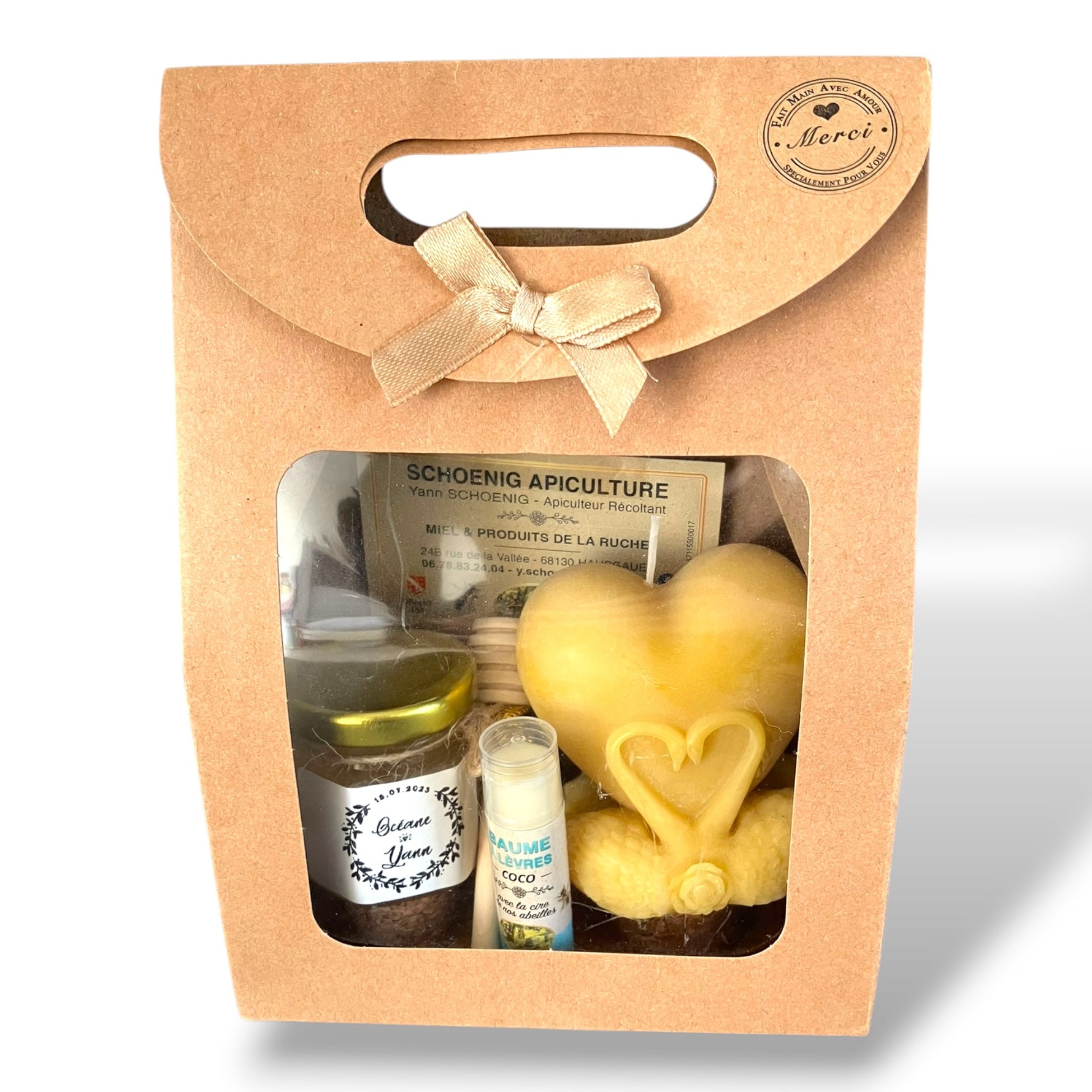 Idée cadeau invités mariage avec coffret miel artisanal, baume à lèvres et bougie décorative