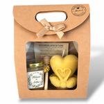 Coffret cadeau mariage personnalisé avec pot de miel, bougie cœur en cire d'abeille et cuillère à miel