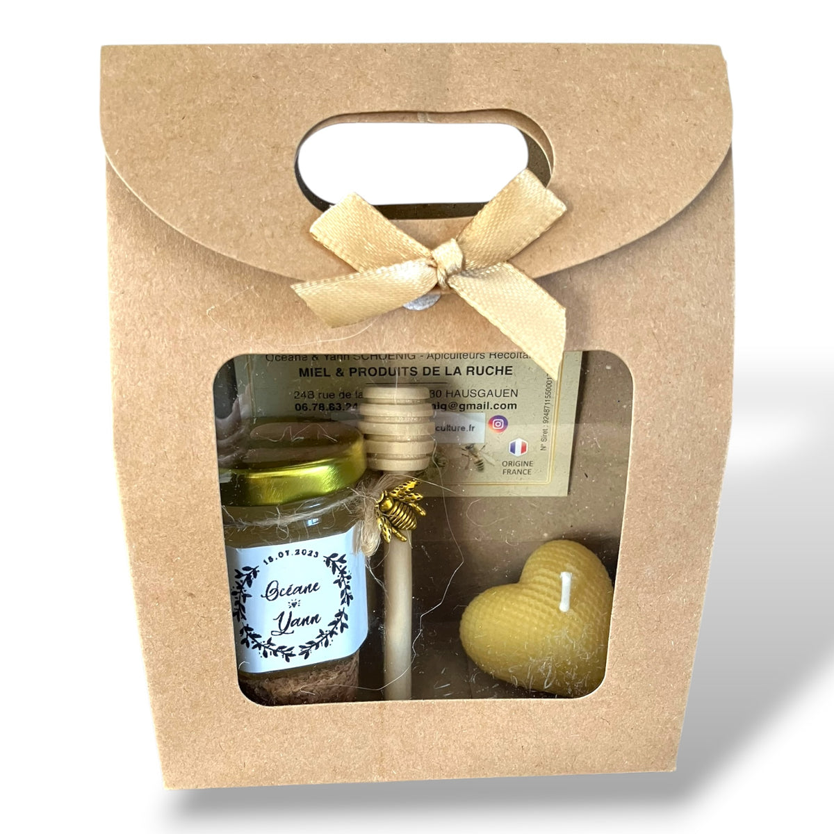 pot de miel personnalisé mariage avec cuillère en bois et bougie cire d’abeille dans coffret