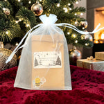 Sachet de graines personnalisé avec breloque abeille dorée, cadeau de remerciement de fin d'année et de Noël pour maîtresse, ATSEM, nounou, crèche ou Secret Santa, présenté dans un pochon en organza.